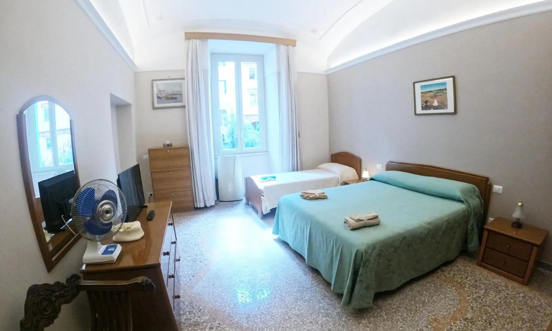 Domus Conte Hotel Rome Guest house