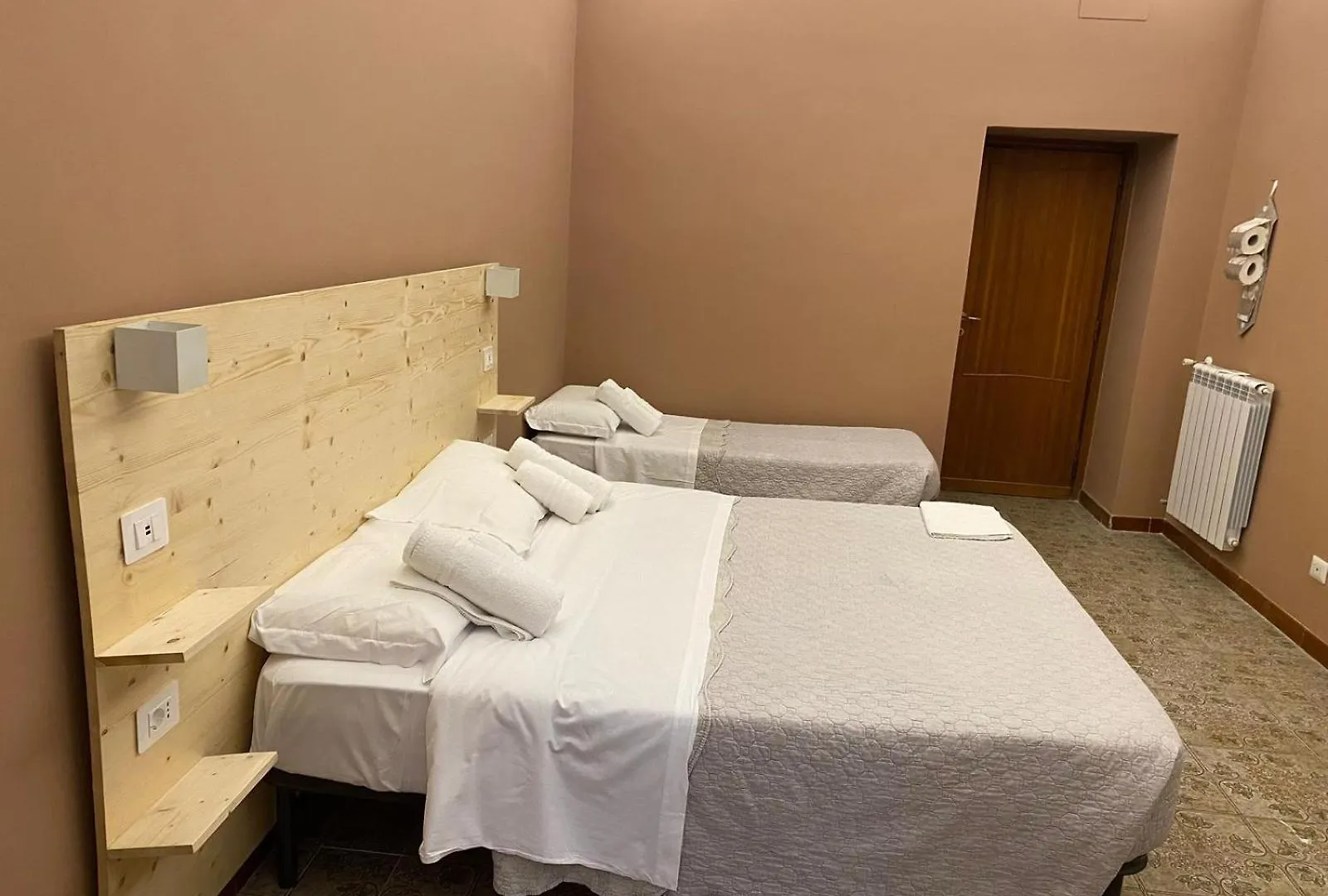 Domus Conte Hotel Rome Italy